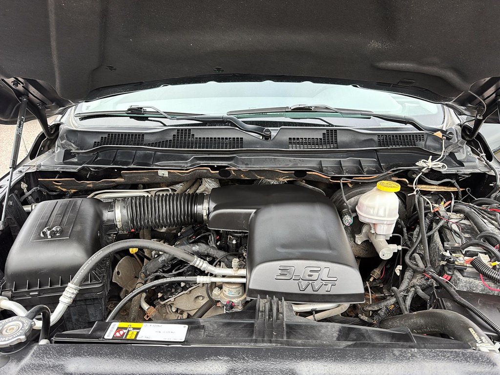 2019 Ram 1500 Classic Express in Chicoutimi, Quebec - 8 - w1024h768px