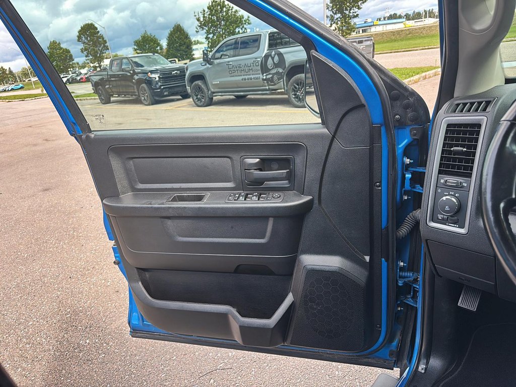 Ram 1500 Classic  2021 à Sept-Îles, Québec - 11 - w1024h768px