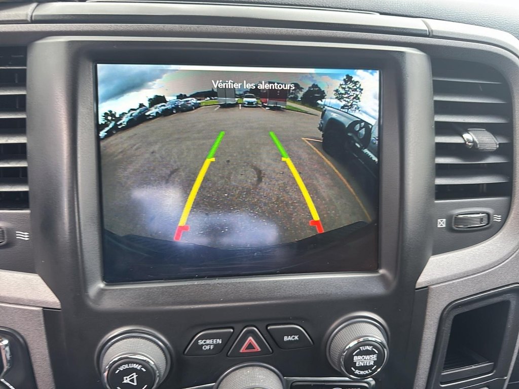 Ram 1500 Classic  2021 à Jonquière, Québec - 18 - w1024h768px