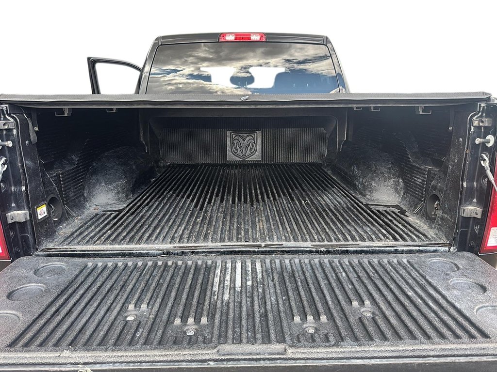 Ram 1500 Classic  2021 à Jonquière, Québec - 17 - w1024h768px