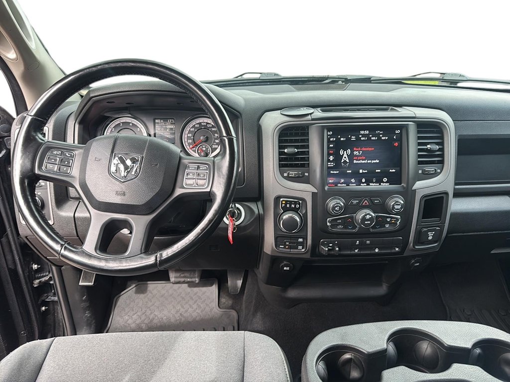 Ram 1500 Classic  2021 à Jonquière, Québec - 10 - w1024h768px