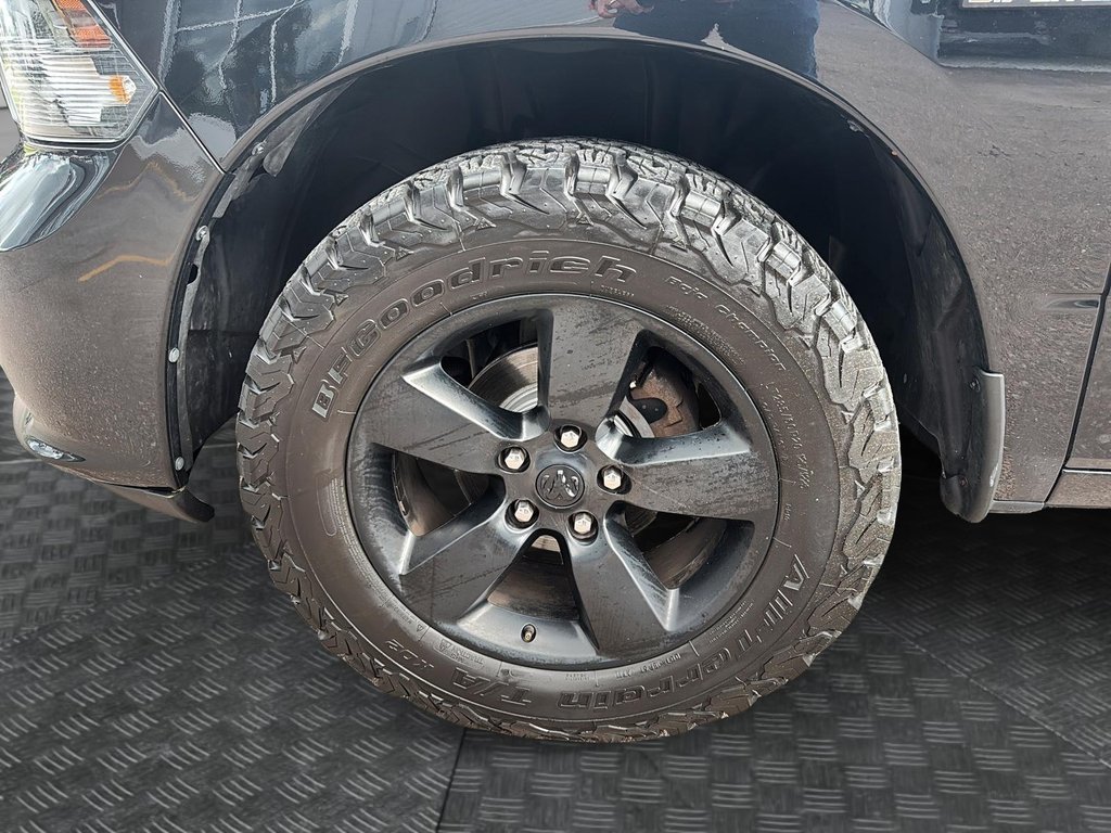 Ram 1500 Classic  2021 à Jonquière, Québec - 7 - w1024h768px
