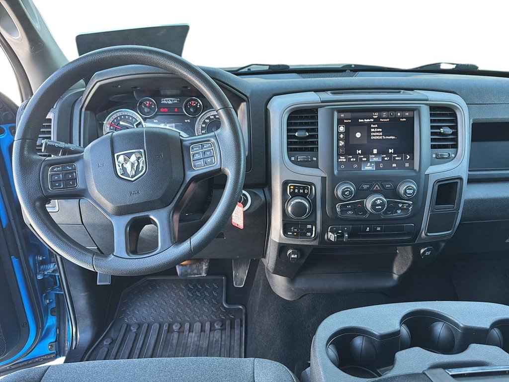 2023 Ram 1500 Classic Tradesman in Chicoutimi, Quebec - 9 - w1024h768px
