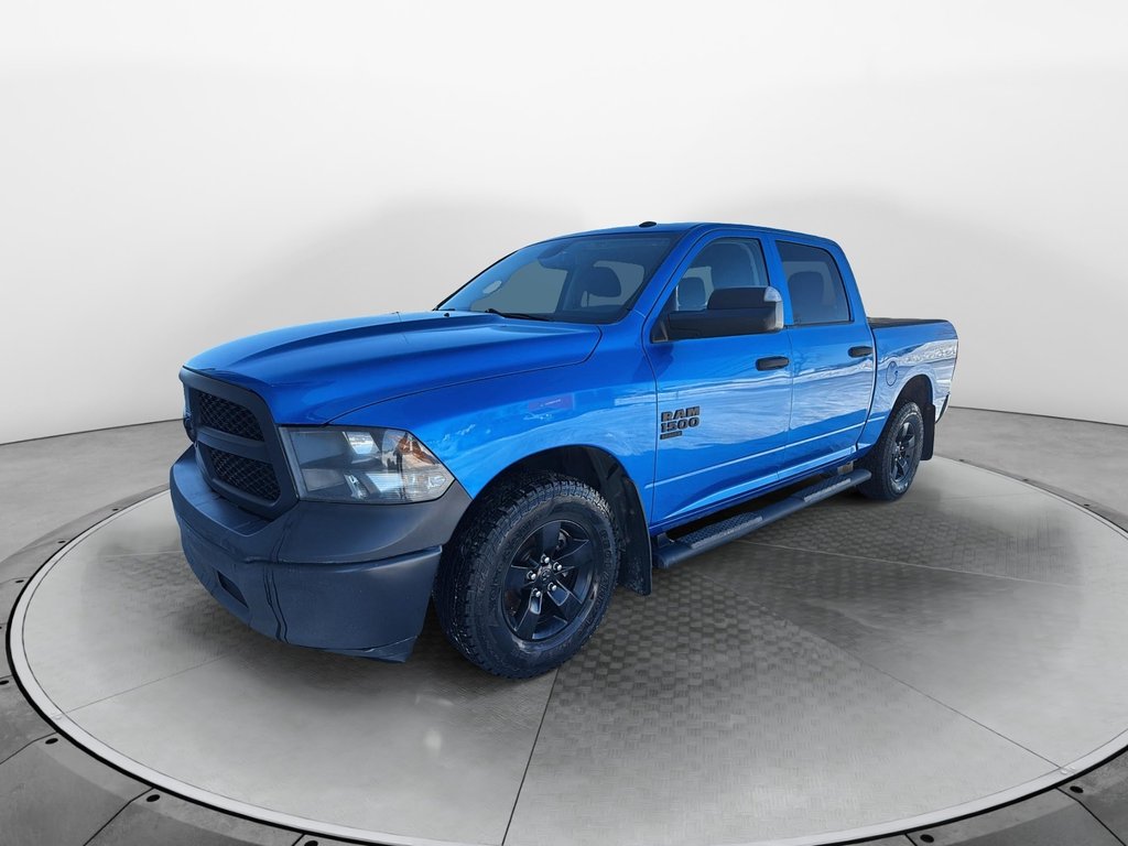 2023 Ram 1500 Classic Tradesman in Chicoutimi, Quebec - 1 - w1024h768px