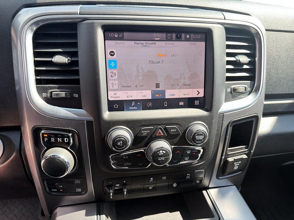2023 Ram 1500 Classic in Jonquière, Quebec - 14 - w1024h768px