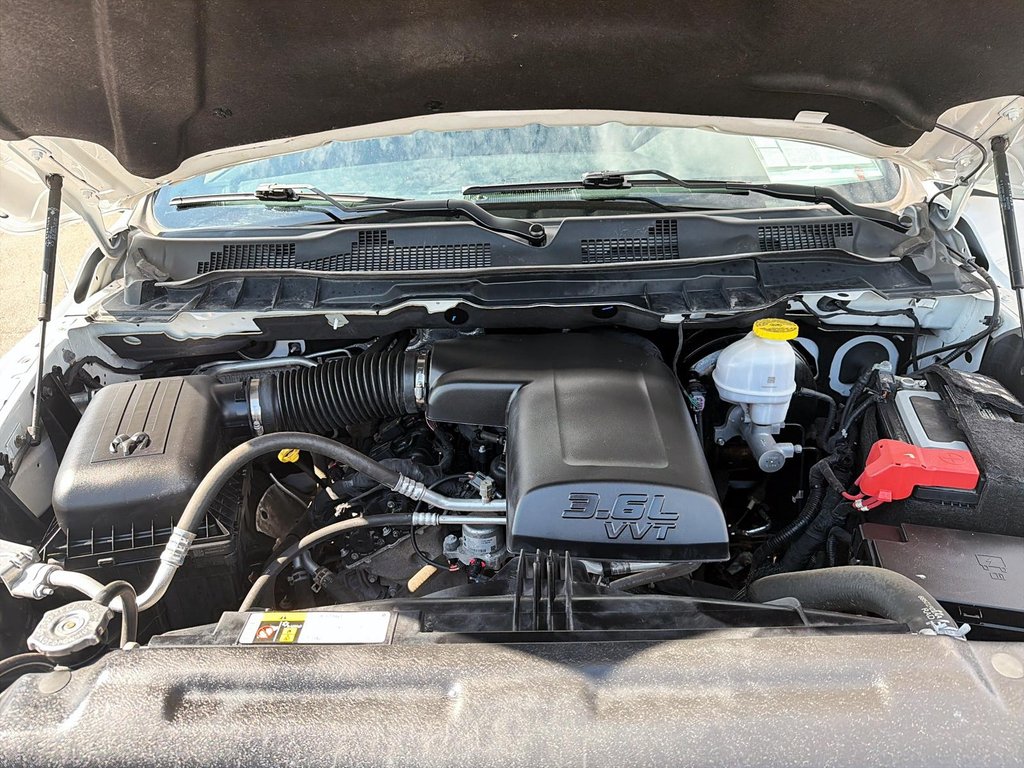 2023 Ram 1500 Classic in Jonquière, Quebec - 8 - w1024h768px