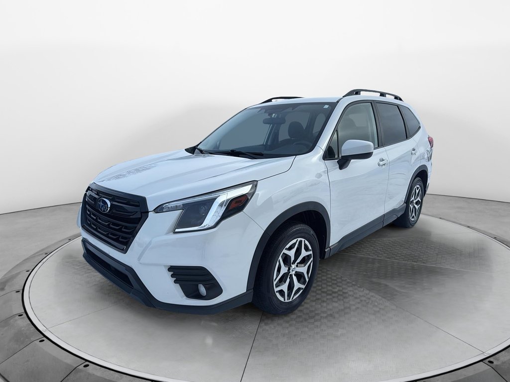 Subaru Forester  2023 à Jonquière, Québec - 1 - w1024h768px