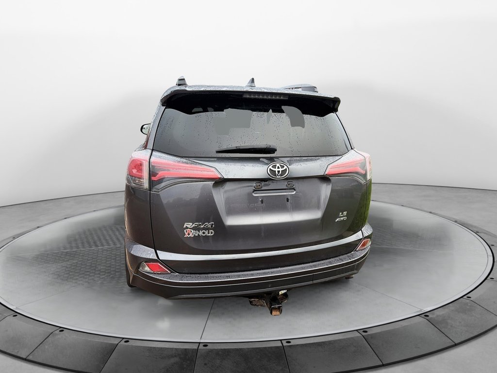 2017 Toyota RAV4 in Sept-Îles, Quebec - 3 - w1024h768px