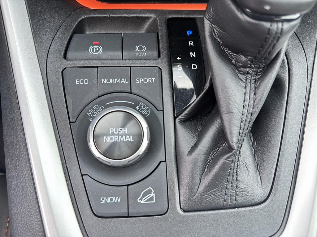 2021 Toyota RAV4 in Baie-Comeau, Quebec - 16 - w1024h768px