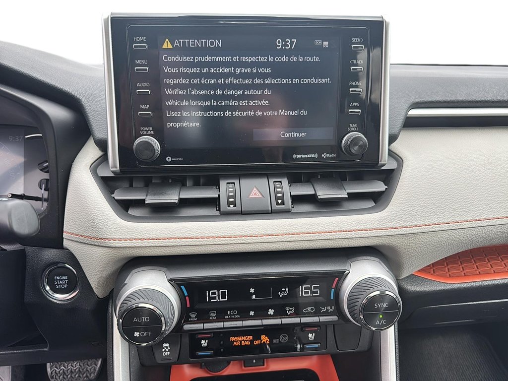 2021 Toyota RAV4 in Baie-Comeau, Quebec - 14 - w1024h768px