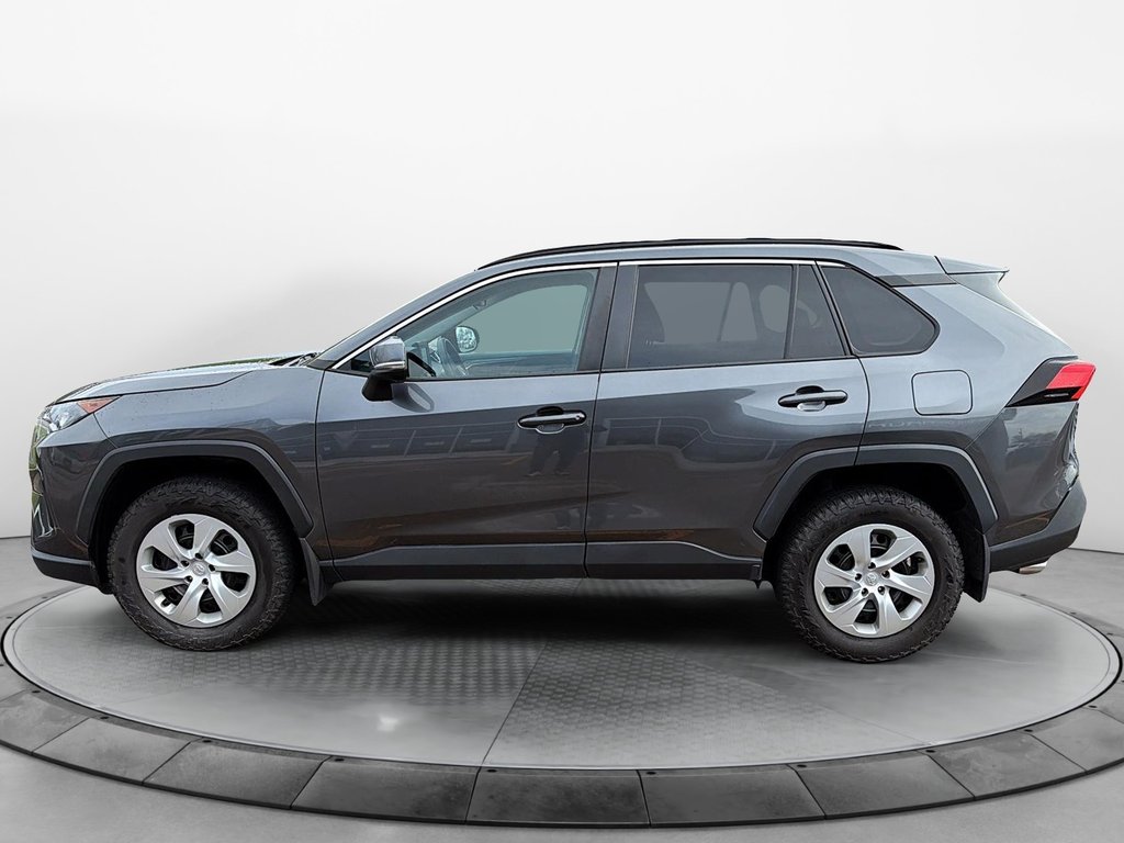 2021 Toyota RAV4 in Sept-Îles, Quebec - 5 - w1024h768px