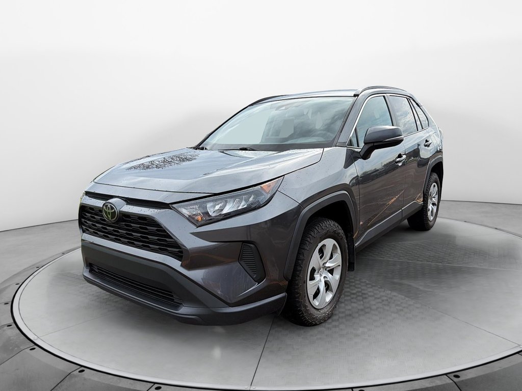 2021 Toyota RAV4 in Sept-Îles, Quebec - 1 - w1024h768px