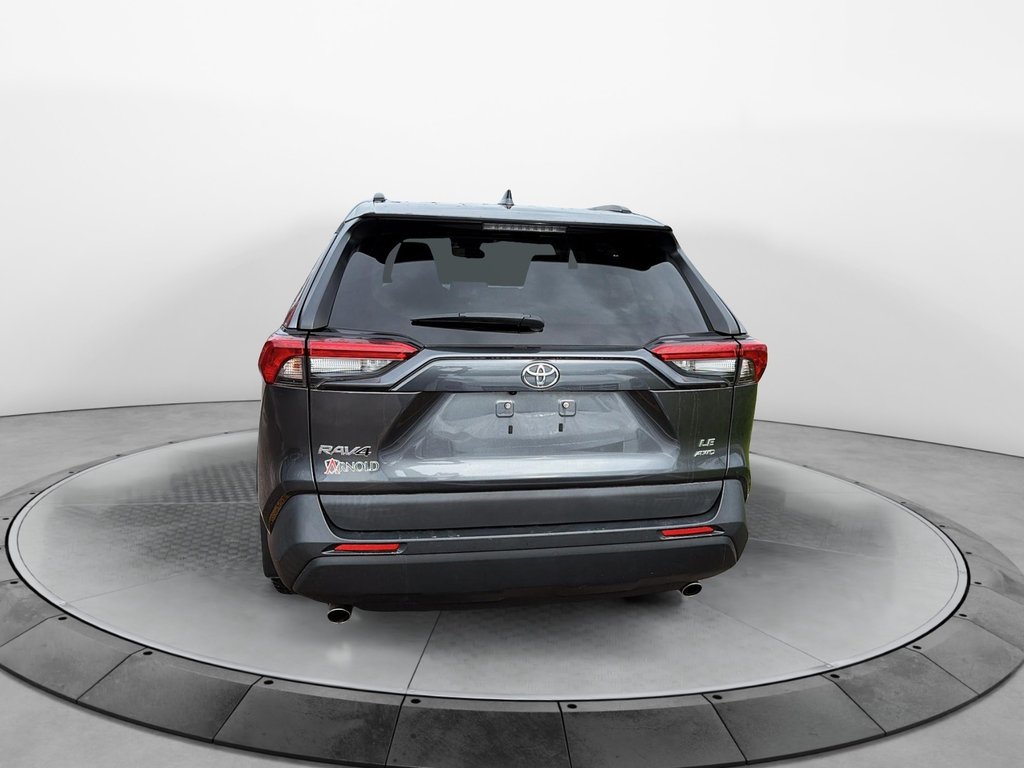 2021 Toyota RAV4 in Sept-Îles, Quebec - 3 - w1024h768px