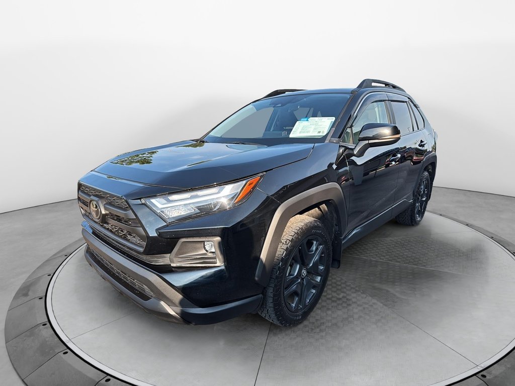 Toyota RAV4  2023 à Jonquière, Québec - 1 - w1024h768px