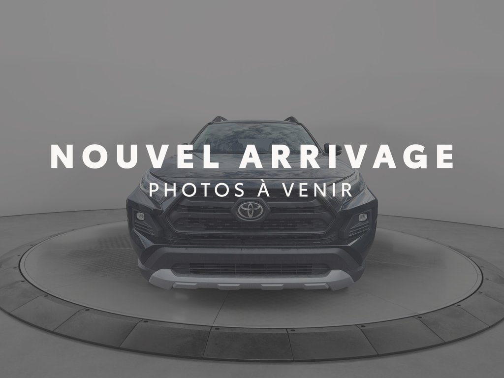 Toyota RAV4  2024 à Jonquière, Québec - 1 - w1024h768px