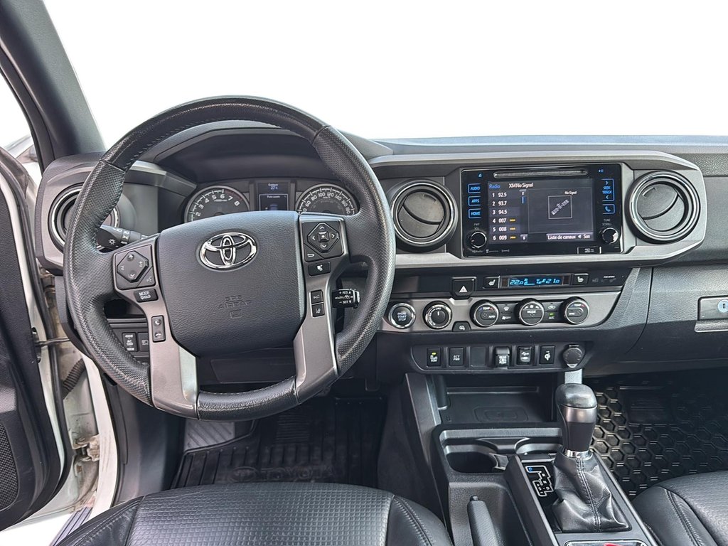 2019 Toyota Tacoma in Sept-Îles, Quebec - 11 - w1024h768px