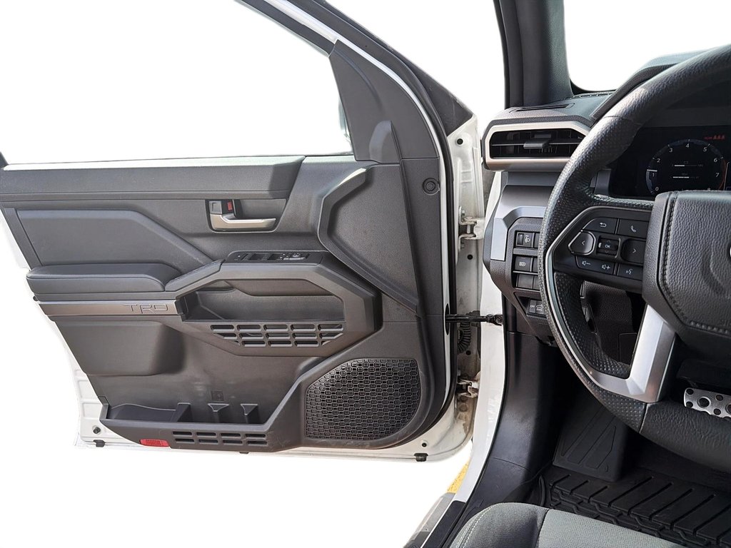 2024 Toyota Tacoma in Chicoutimi, Quebec - 10 - w1024h768px