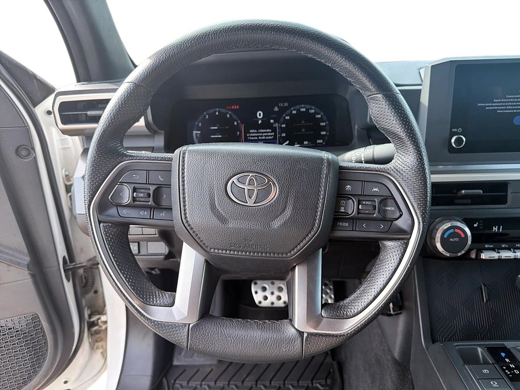 2024 Toyota Tacoma in Chicoutimi, Quebec - 11 - w1024h768px
