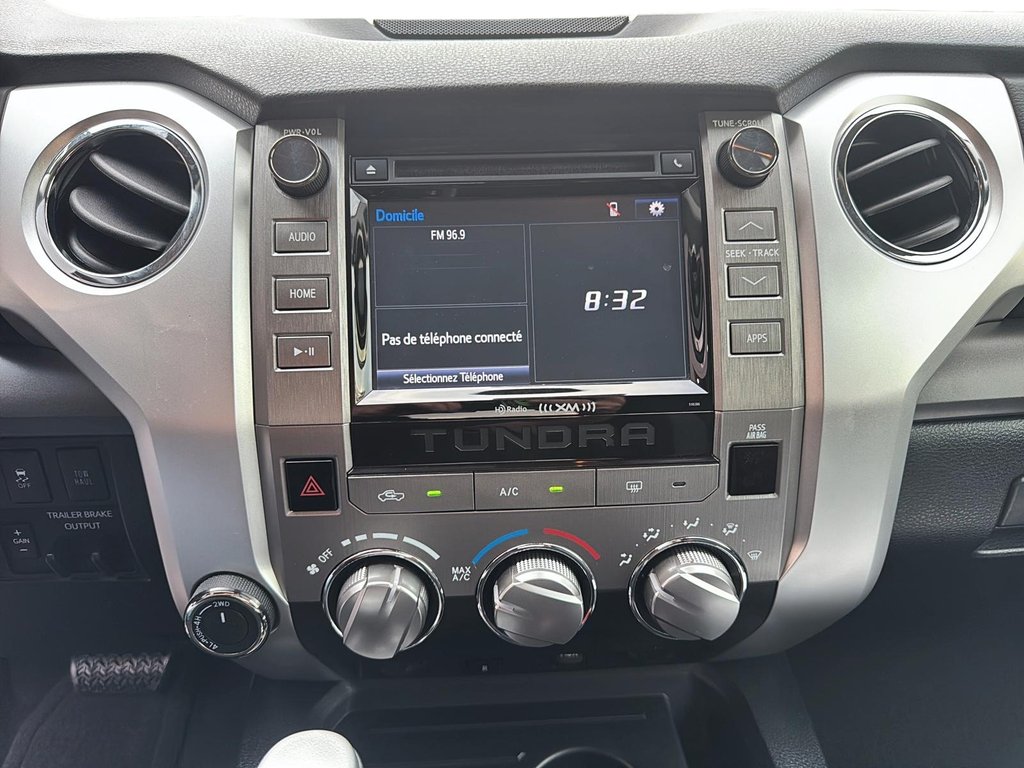 2018 Toyota Tundra in Sept-Îles, Quebec - 14 - w1024h768px