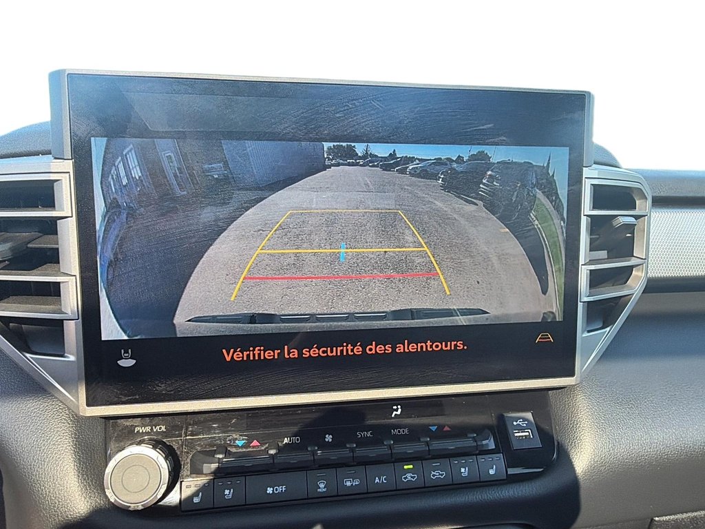 2025 Toyota Tundra in Chicoutimi, Quebec - 17 - w1024h768px