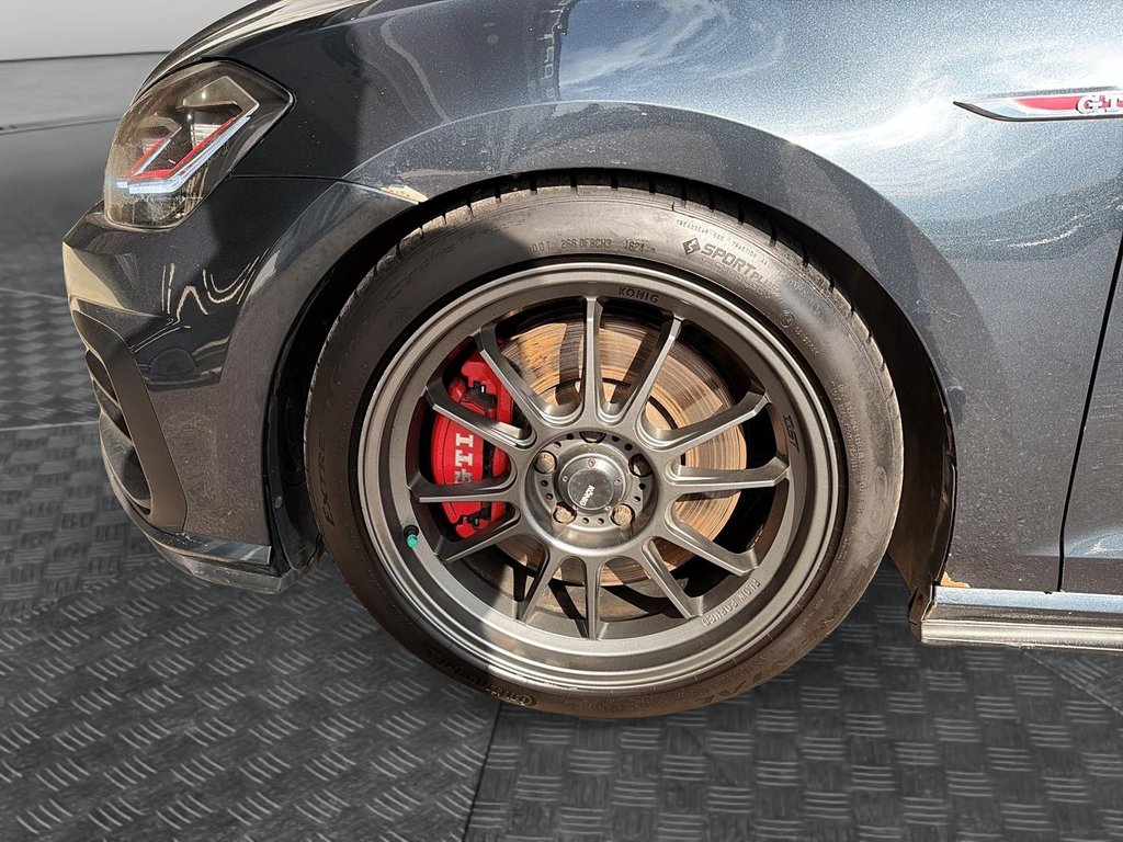 Volkswagen Golf GTI  2019 à Sept-Îles, Québec - 6 - w1024h768px