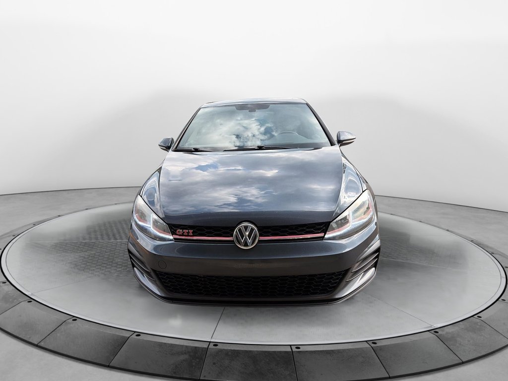 Volkswagen Golf GTI  2019 à Sept-Îles, Québec - 2 - w1024h768px