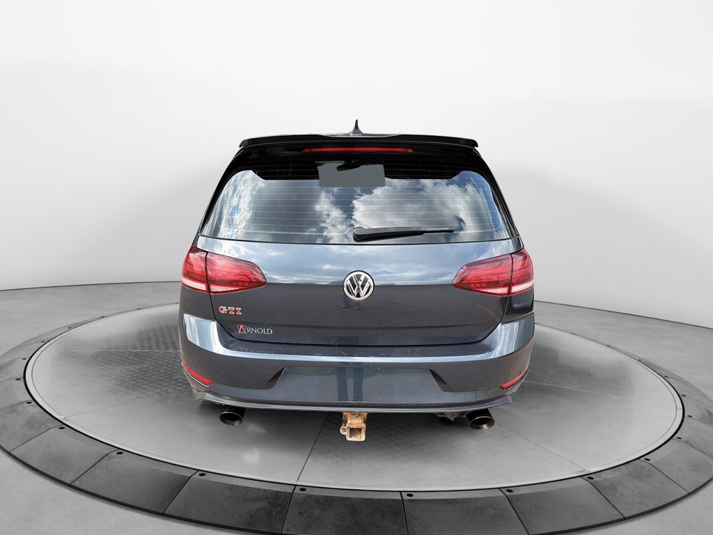 Volkswagen Golf GTI  2019 à Sept-Îles, Québec - 3 - w1024h768px