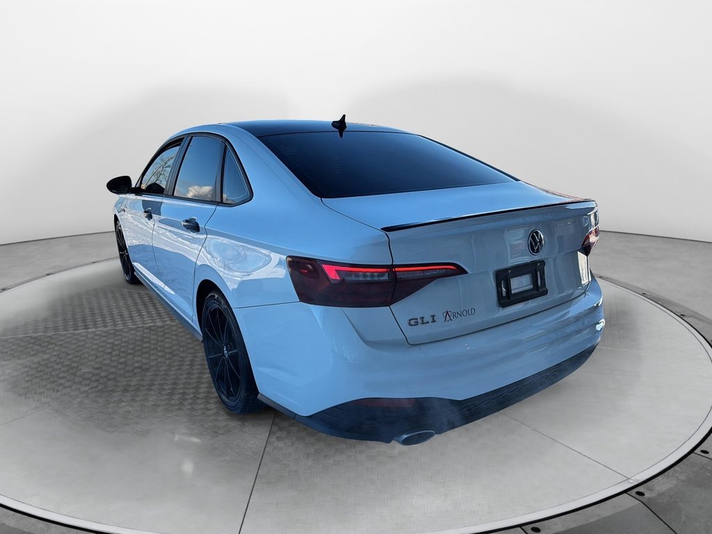 2024 Volkswagen Jetta GLI 40th Anniversary Edition in Chicoutimi, Quebec - 4 - w1024h768px