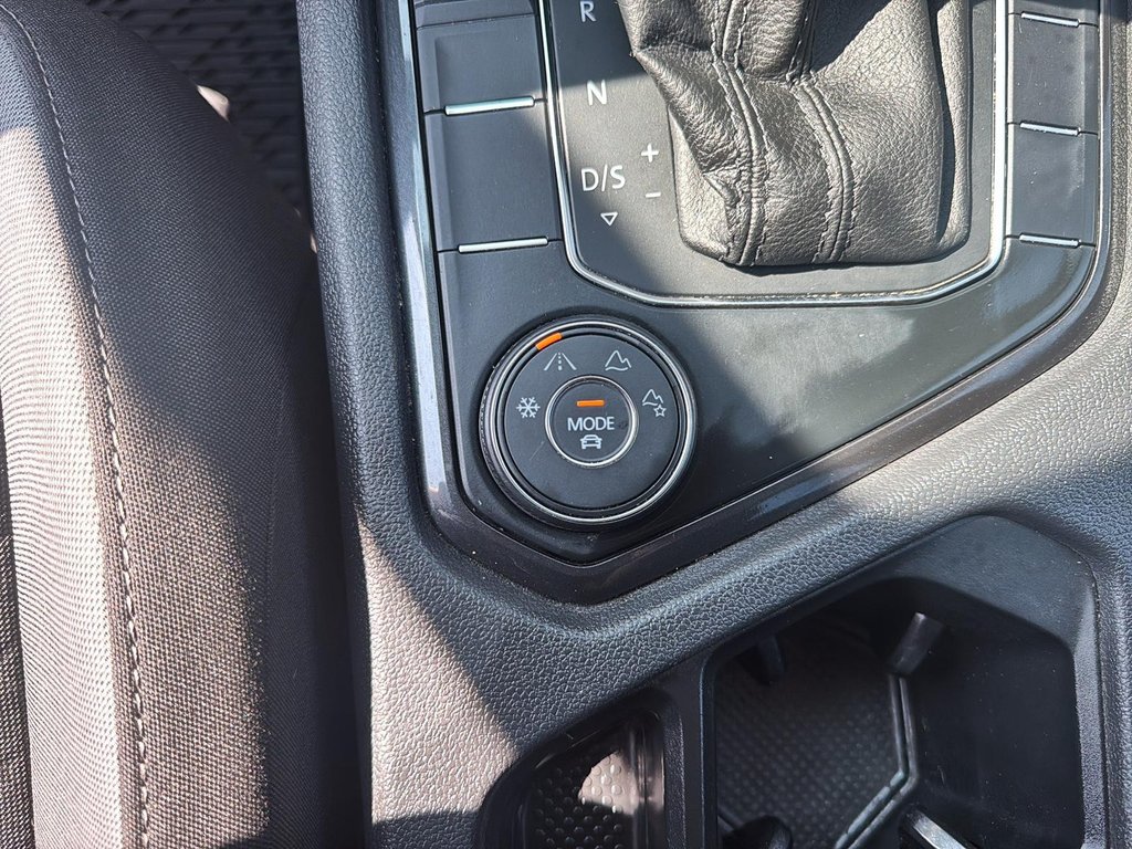 2019 Volkswagen Tiguan in Sept-Îles, Quebec - 15 - w1024h768px