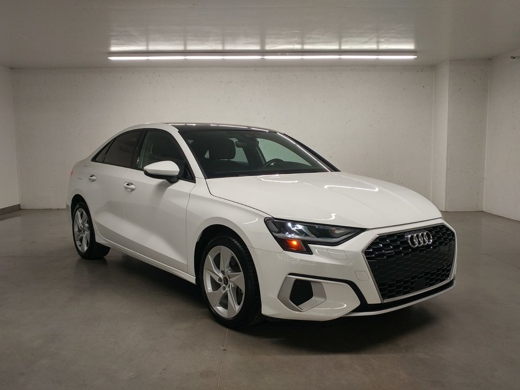 Audi A3 KOMFORT QUATTRO|TOIT|CARPLAY|CAMERA 2022 à Laval, Québec - 1 - w1024h768px