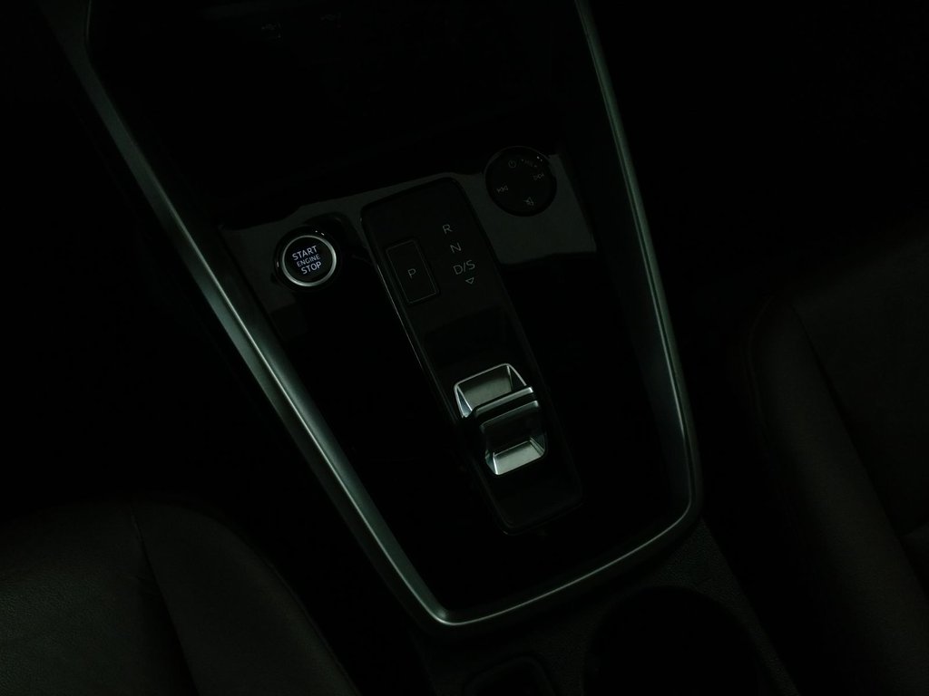 Audi A3 KOMFORT QUATTRO|TOIT|CARPLAY|CAMERA 2022 à Laval, Québec - 15 - w1024h768px