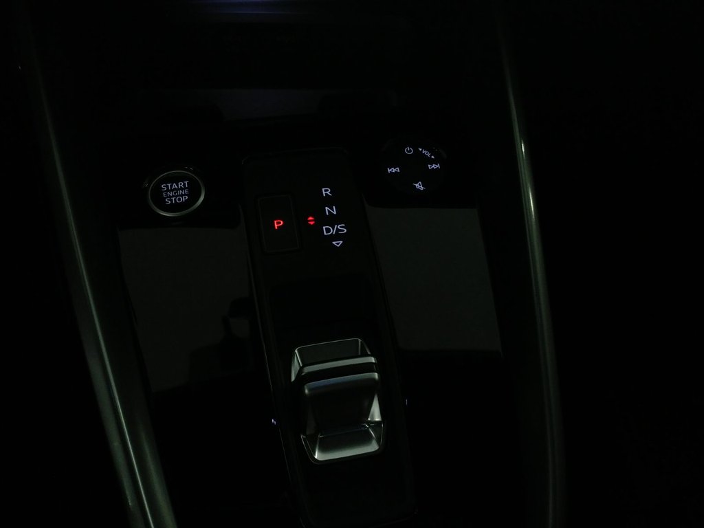 Audi A3 PROGRESSIV S-LINE BLACK PACK TOIT|ANGLE MORT 2023 à Laval, Québec - 16 - w1024h768px
