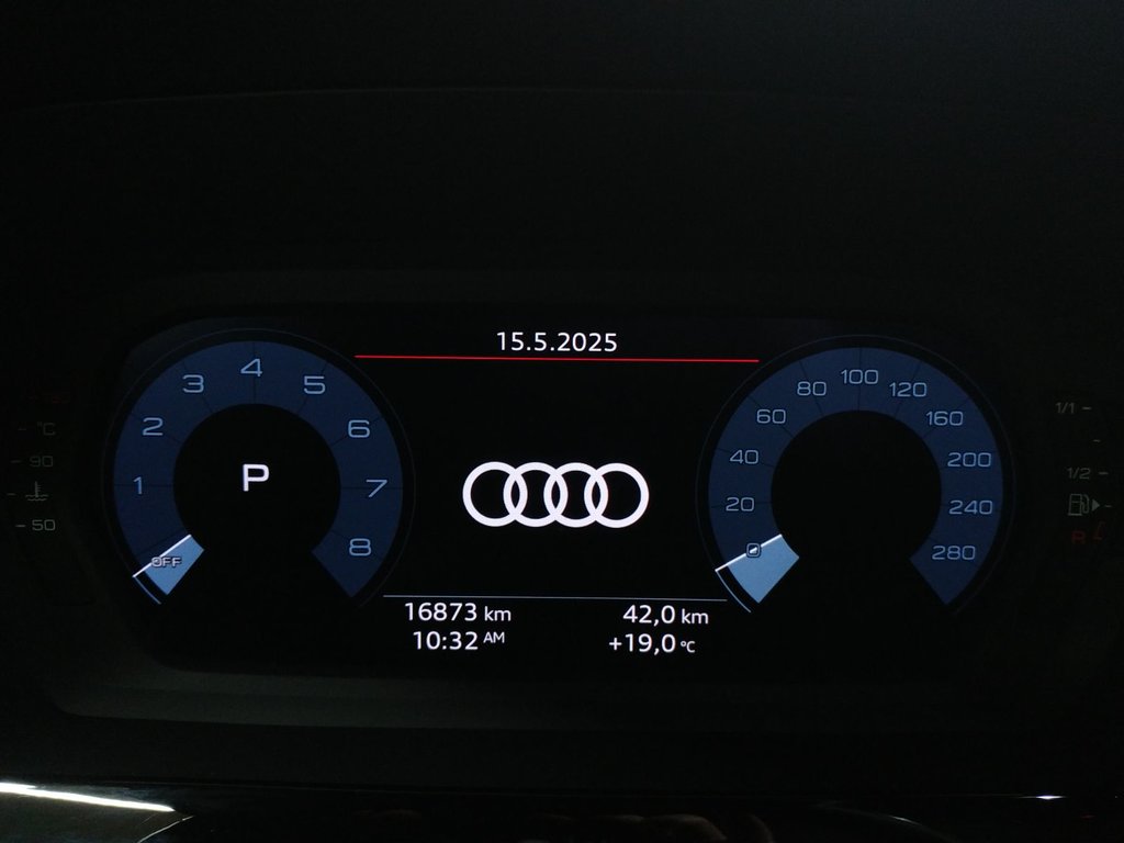 2024 Audi A3 40 KOMFORT QUATTRO VORSPRUNG TOIT |CAMERA|CARPLAY in Laval, Quebec - 13 - w1024h768px