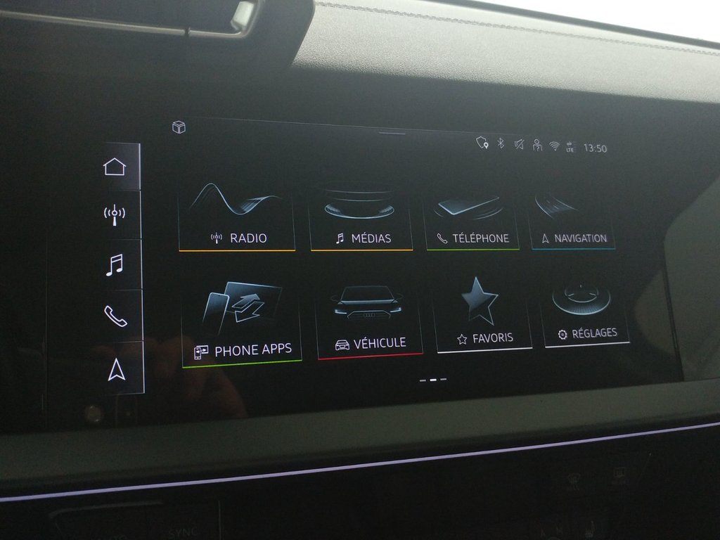 2025 Audi A3 40 PROGRESSIV QUATTRO TOIT|SONOS|CARPLAY|CAMERA in Laval, Quebec - 14 - w1024h768px