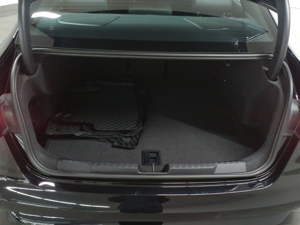 2025 Audi A3 PROGRESSIV S-LINE BLACK OPTIC |NAVIGATION|SONOS in Laval, Quebec - 8 - w1024h768px