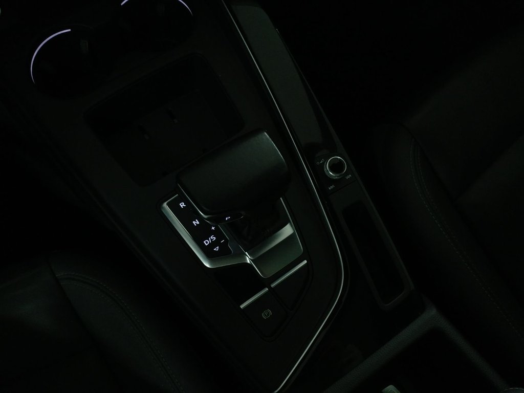 2023 Audi A4 45 KOMFORT VORSPRUNG QUATTRO TOIT|CARPLAY|CAMERA in Laval, Quebec - 16 - w1024h768px