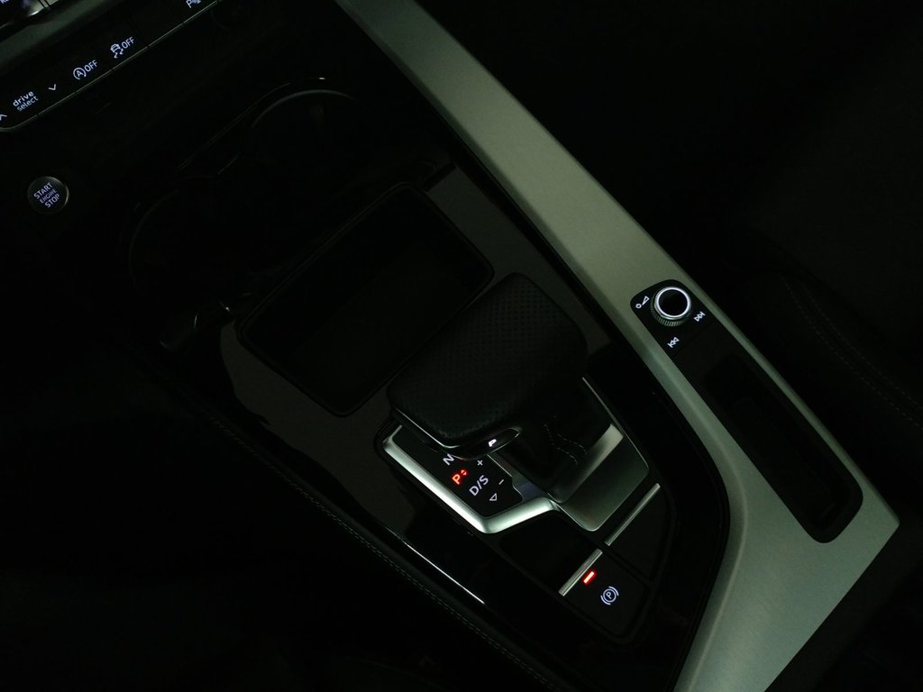 Audi A5 COUPE PROGRESSIV S-LINE BLACK COMPETITION |TOIT|CARPLAY 2023 à Laval, Québec - 14 - w1024h768px