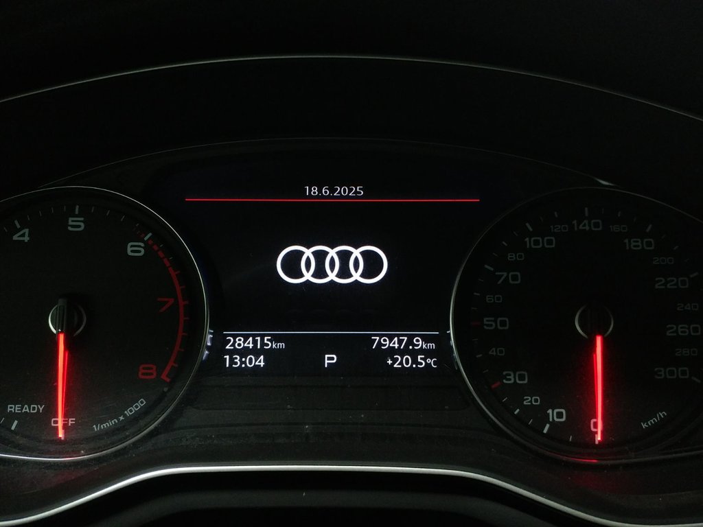 Audi A5 Sportback KOMFORT QUATTRO TOIT PANO | ANGLE MORT | CARPLAY 2023 à Laval, Québec - 13 - w1024h768px