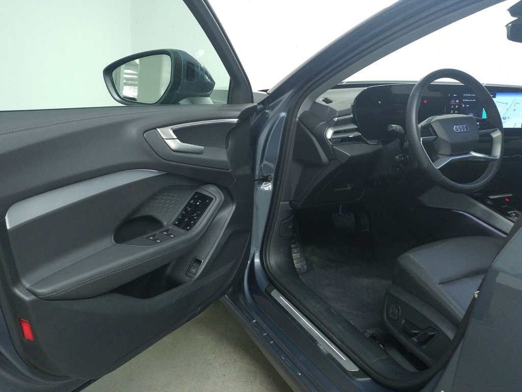 2025 Audi A5 ALL NEW A5 QUATTRO|PANORAMIC GLASS ROOF|ANGLE MORT in Laval, Quebec - 11 - w1024h768px