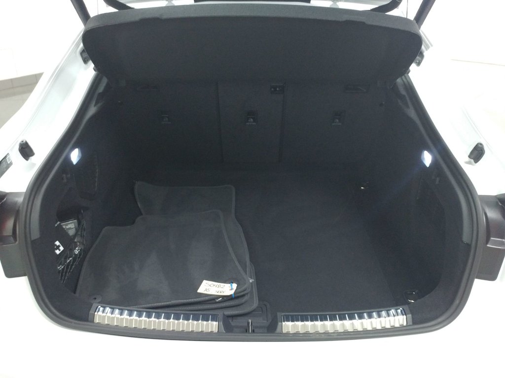 Audi A5 PROGRESSIV S-LINE BLACK PACK ANGLE MORT|NAVI 2025 à Laval, Québec - 8 - w1024h768px