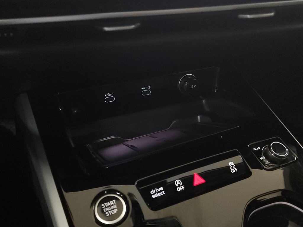 Audi A5 2.0TFSI QUATTRO GLASS ROOF|ANGLE MORT|CARPLAY 2025 à Laval, Québec - 15 - w1024h768px