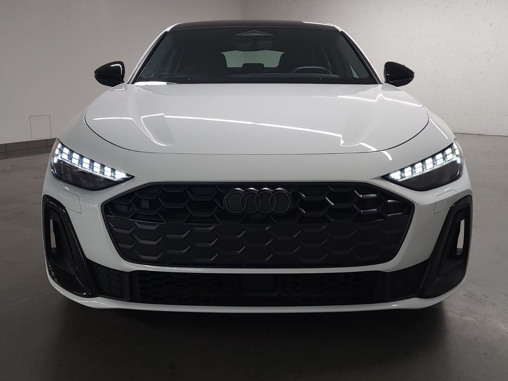 Audi A5 2.0 TFSI S-LINE BLACK PACK|GLASS ROOF|CARPLAY|NAVI 2025 à Laval, Québec - 2 - w1024h768px
