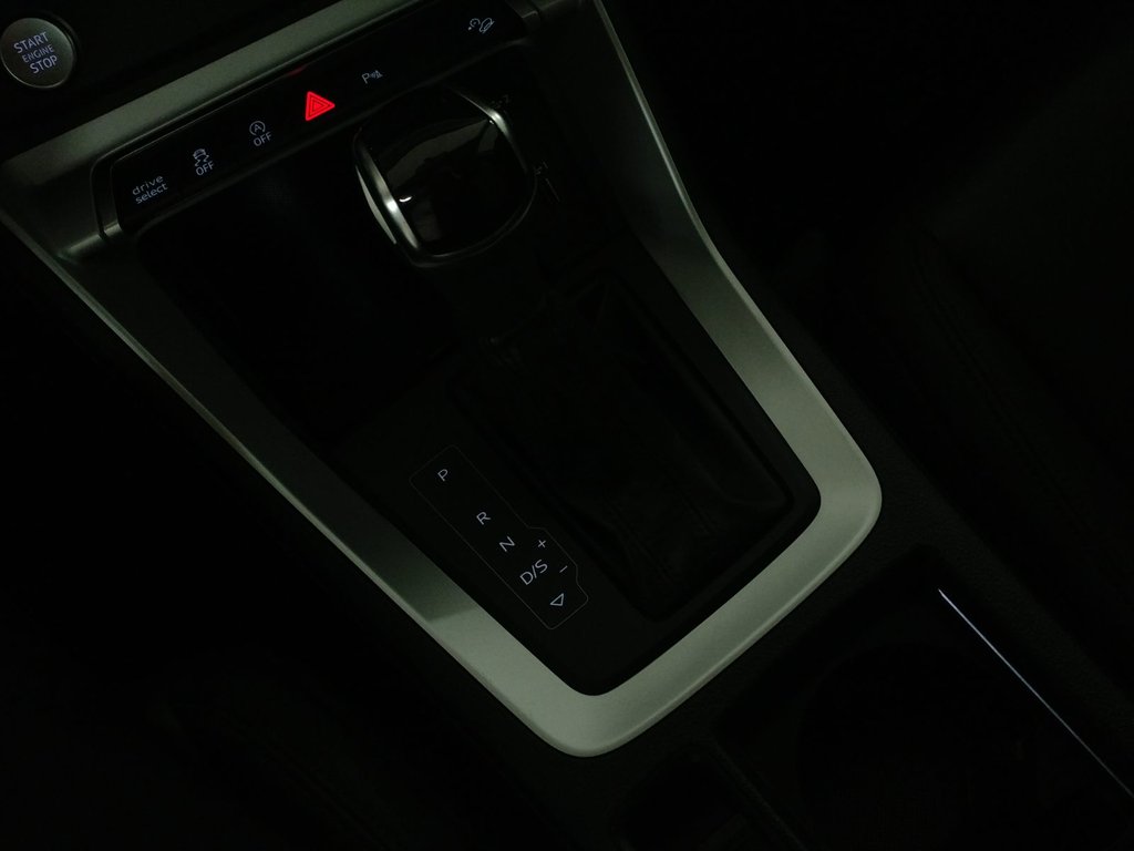 2019 Audi Q3 KOMFORT QUATTRO GR COMMODITÉS TOIT|CARPLAY|CAMERA in Laval, Quebec - 16 - w1024h768px