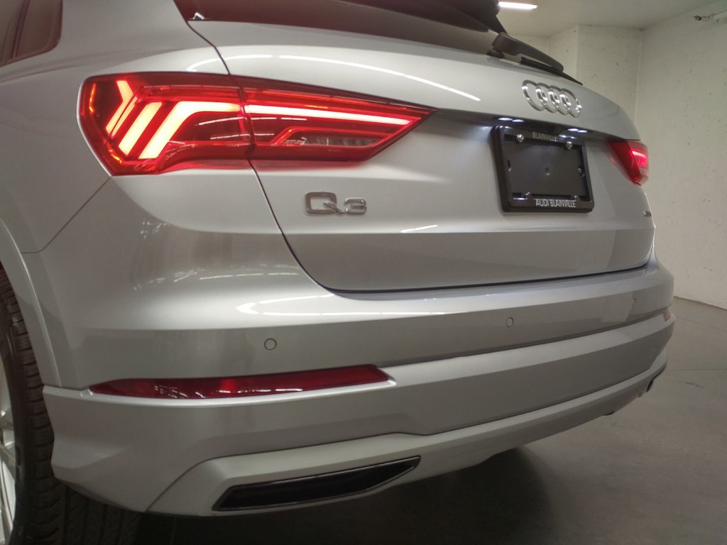 2019 Audi Q3 KOMFORT QUATTRO GR COMMODITÉS TOIT|CARPLAY|CAMERA in Laval, Quebec - 20 - w1024h768px