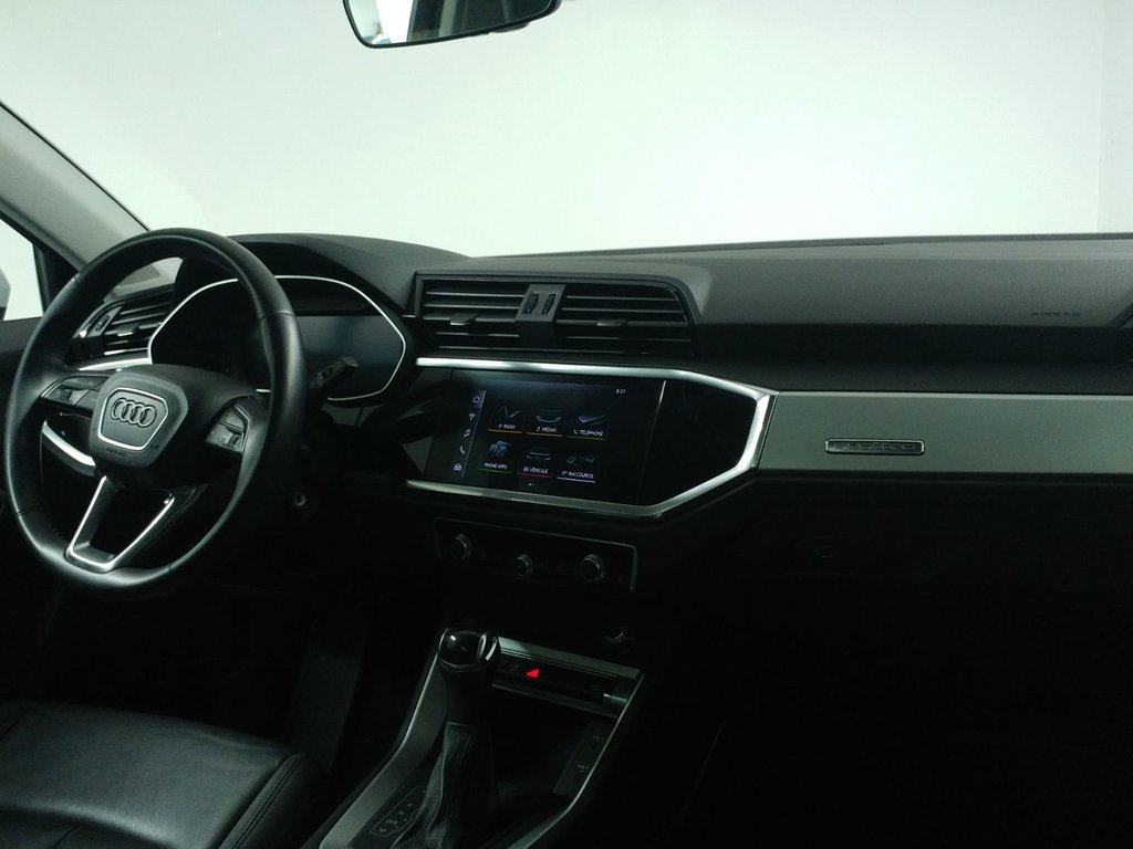 2019 Audi Q3 45 KOMFORT QUATTRO TOIT|CARPLAY|CAMERA in Laval, Quebec - 7 - w1024h768px