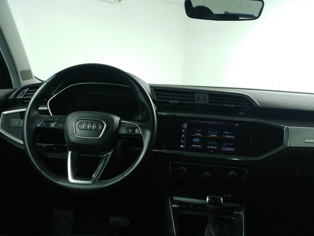 2019 Audi Q3 45 KOMFORT QUATTRO TOIT|CARPLAY|CAMERA in Laval, Quebec - 10 - w1024h768px