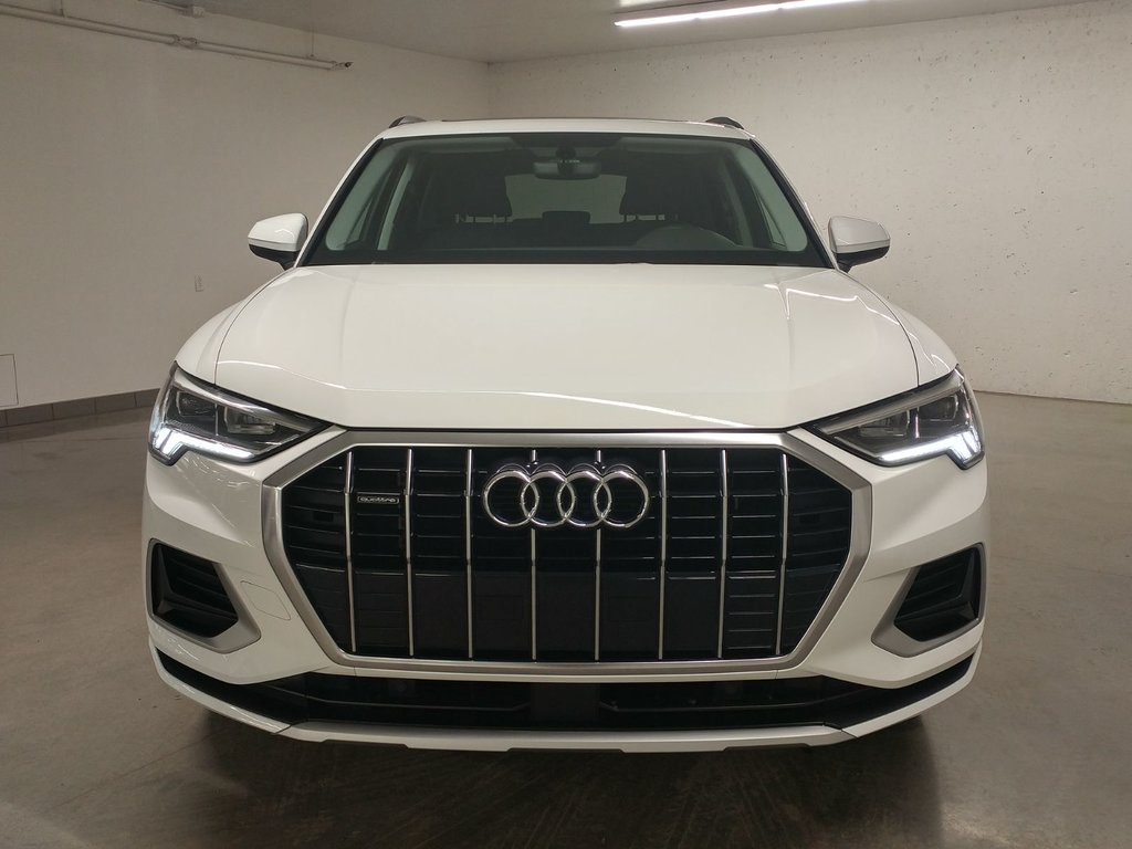 2019 Audi Q3 45 KOMFORT QUATTRO TOIT|CARPLAY|CAMERA in Laval, Quebec - 2 - w1024h768px