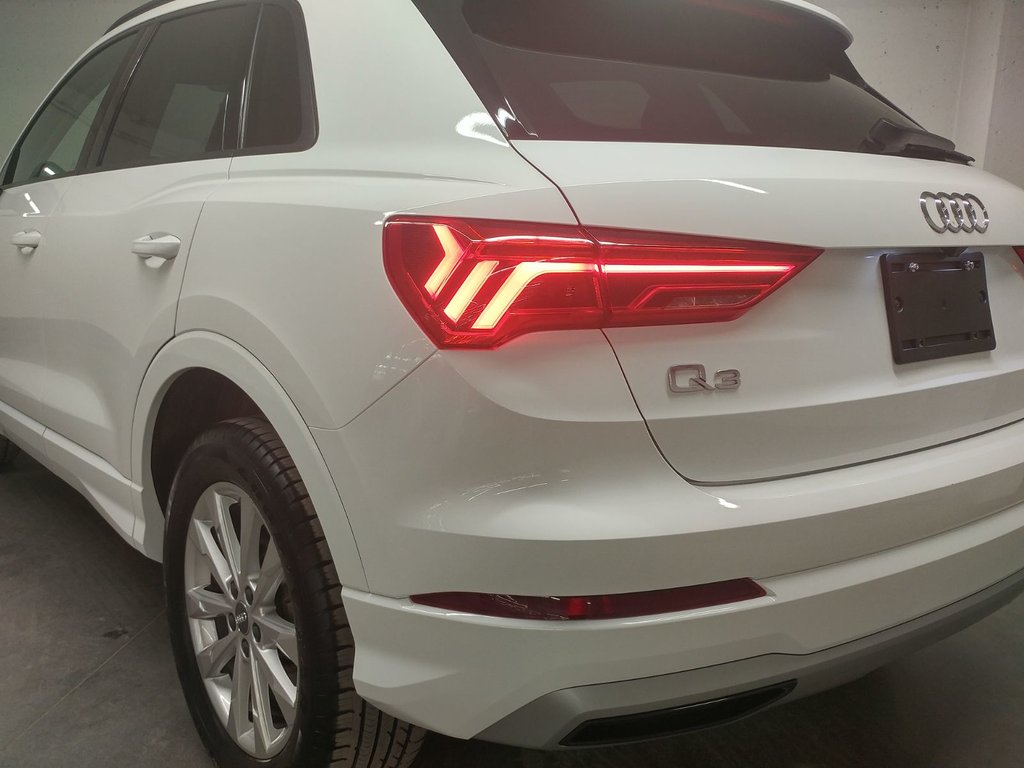 2019 Audi Q3 45 KOMFORT QUATTRO TOIT|CARPLAY|CAMERA in Laval, Quebec - 20 - w1024h768px