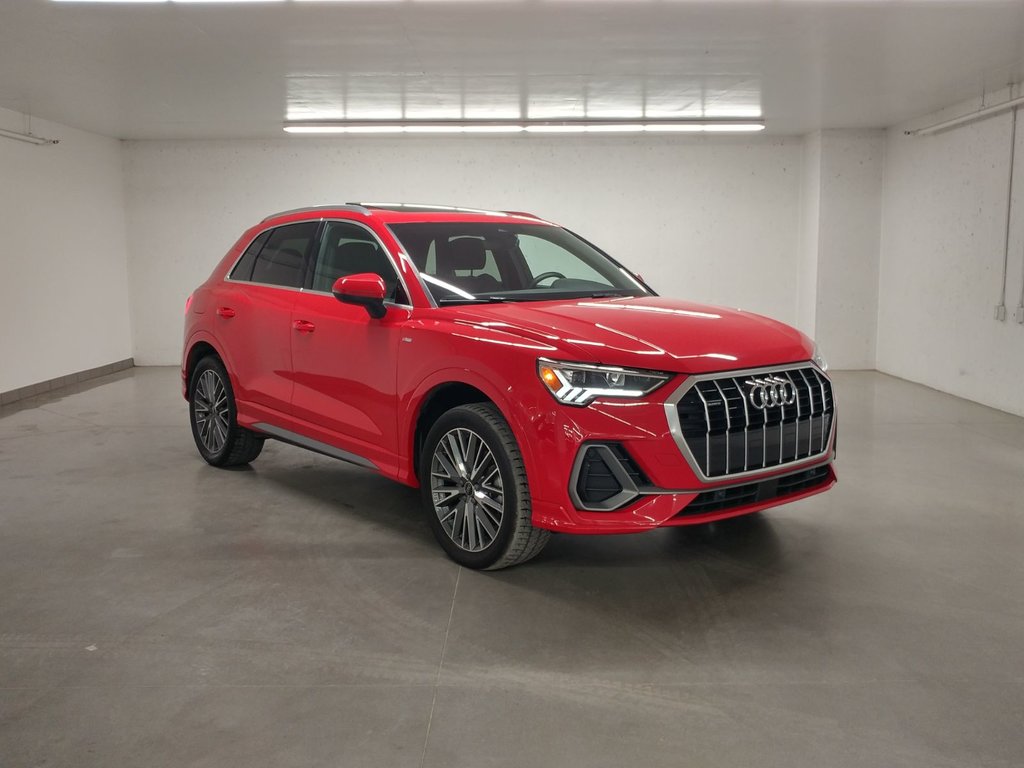 2021 Audi Q3 45 PROGRESSIV QUATTRO S-LINE TOIT |CAMERA|CARPLAY in Laval, Quebec - 1 - w1024h768px