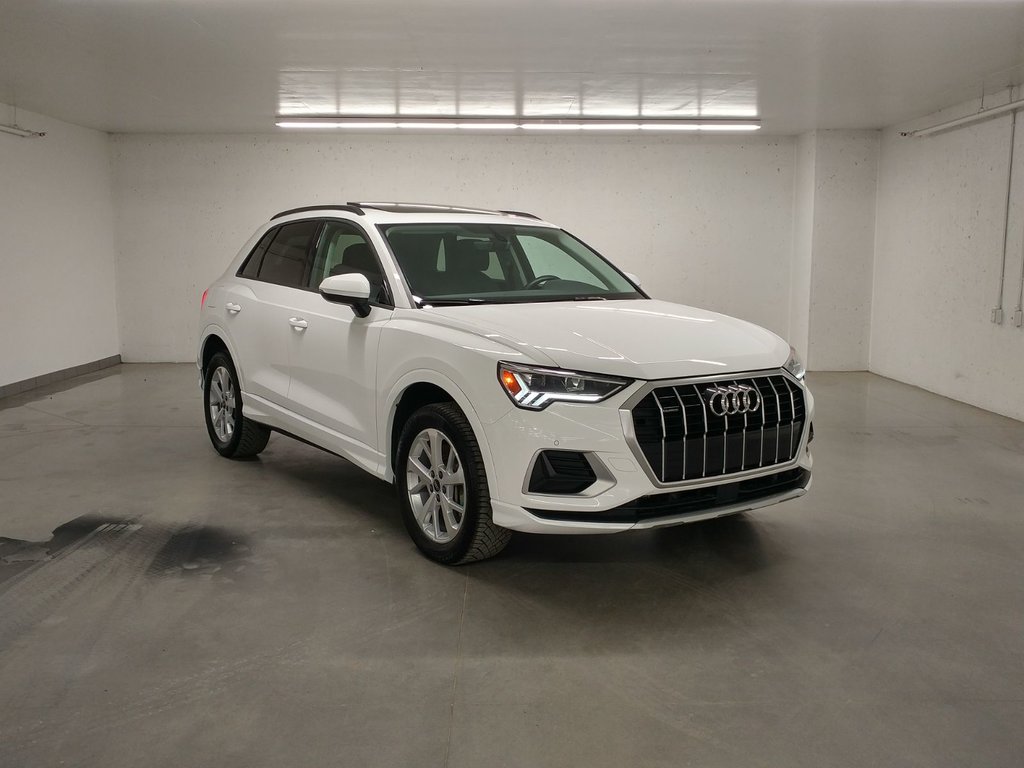 2021 Audi Q3 45 KOMFORT QUATTRO GR COMMODITÉS TOIT | CARPLAY in Laval, Quebec - 1 - w1024h768px